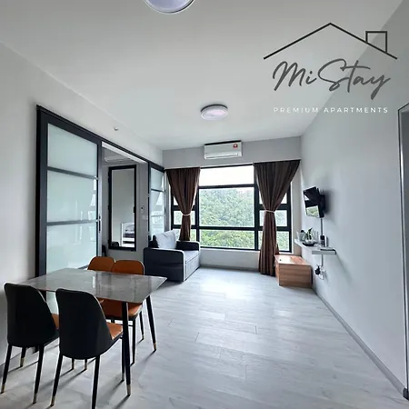 Mistay 4-5Pax Apartment
